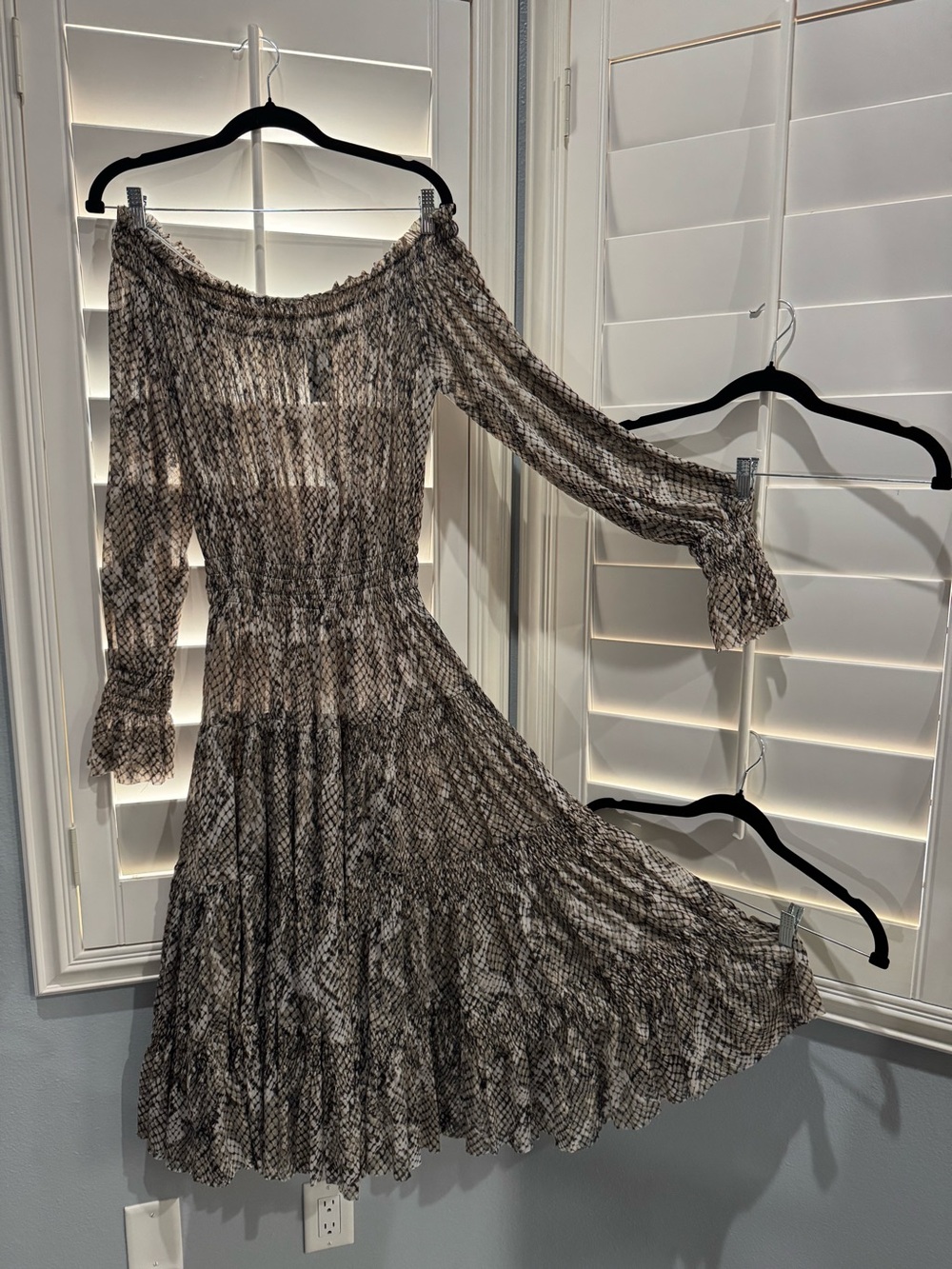 Norma Kamali sheer Off-Shoulder Long Sleeve Pleated Midi Dress Snake Print